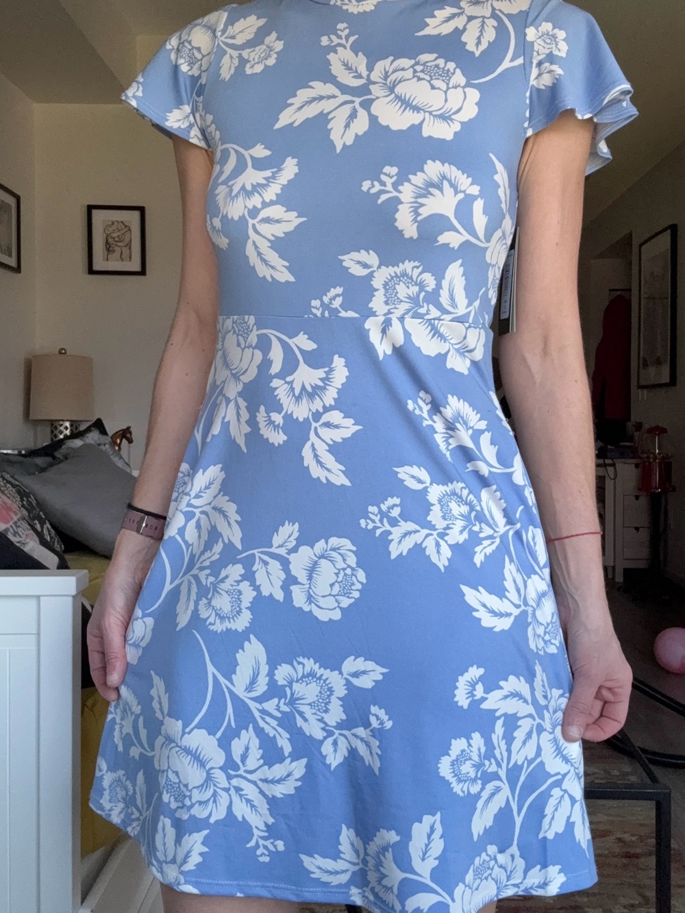 NWT Isaac Mizrahi Floral Flutter Sleeve A-Line Dress Side Pockets Blue White S